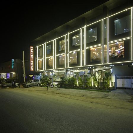 Hotel The Prithvi Near Delhi Airport Νέο Δελχί Εξωτερικό φωτογραφία