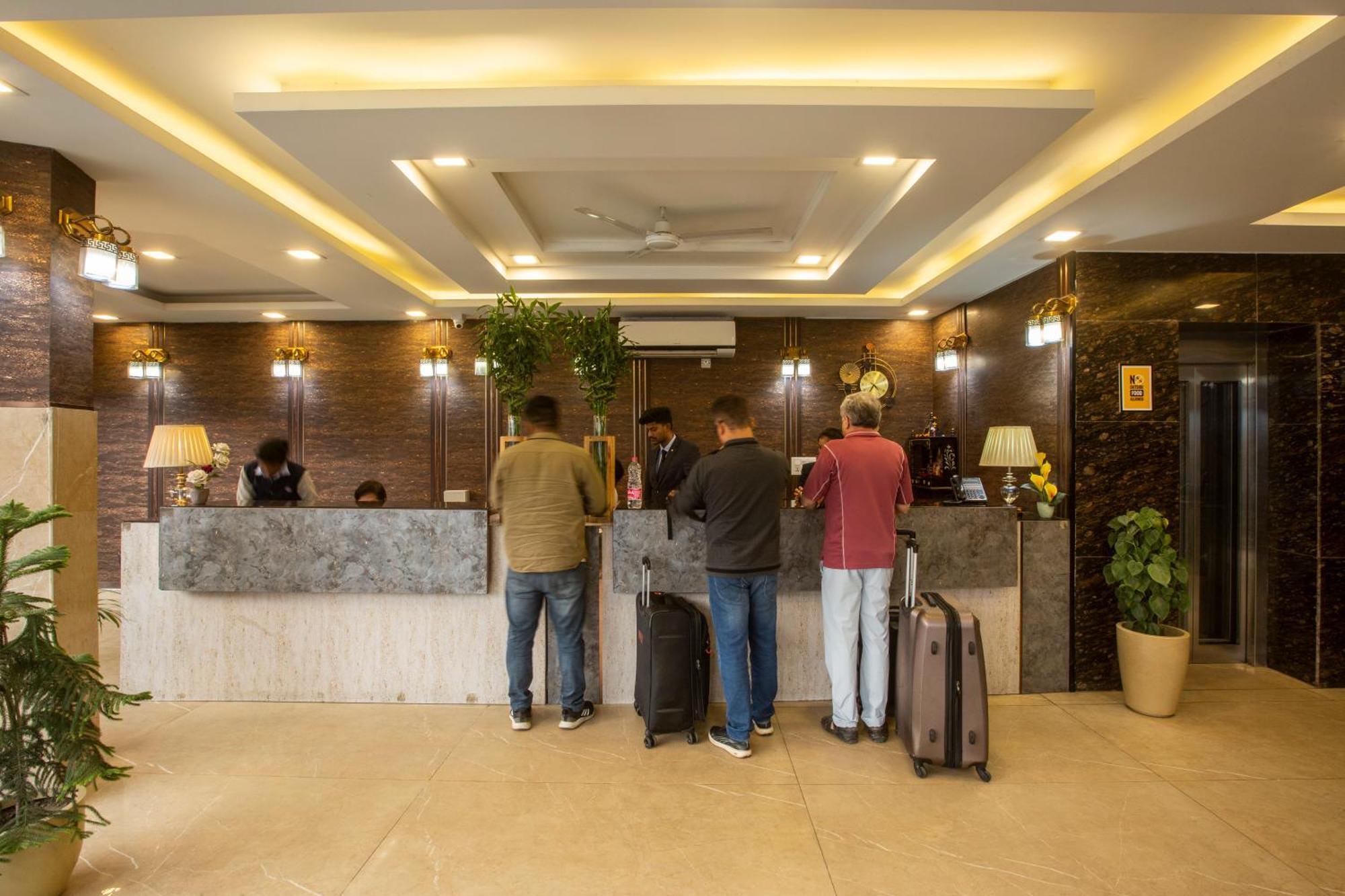 Hotel The Prithvi Near Delhi Airport Νέο Δελχί Εξωτερικό φωτογραφία