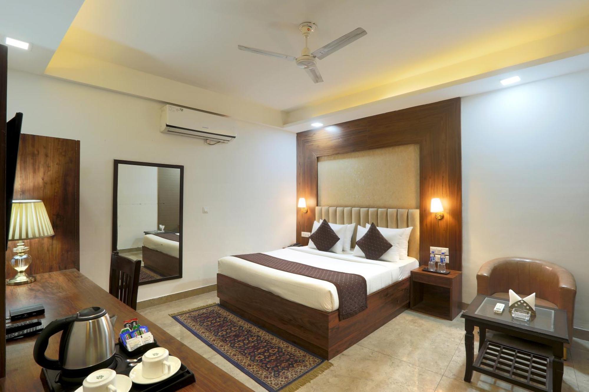 Hotel The Prithvi Near Delhi Airport Νέο Δελχί Εξωτερικό φωτογραφία