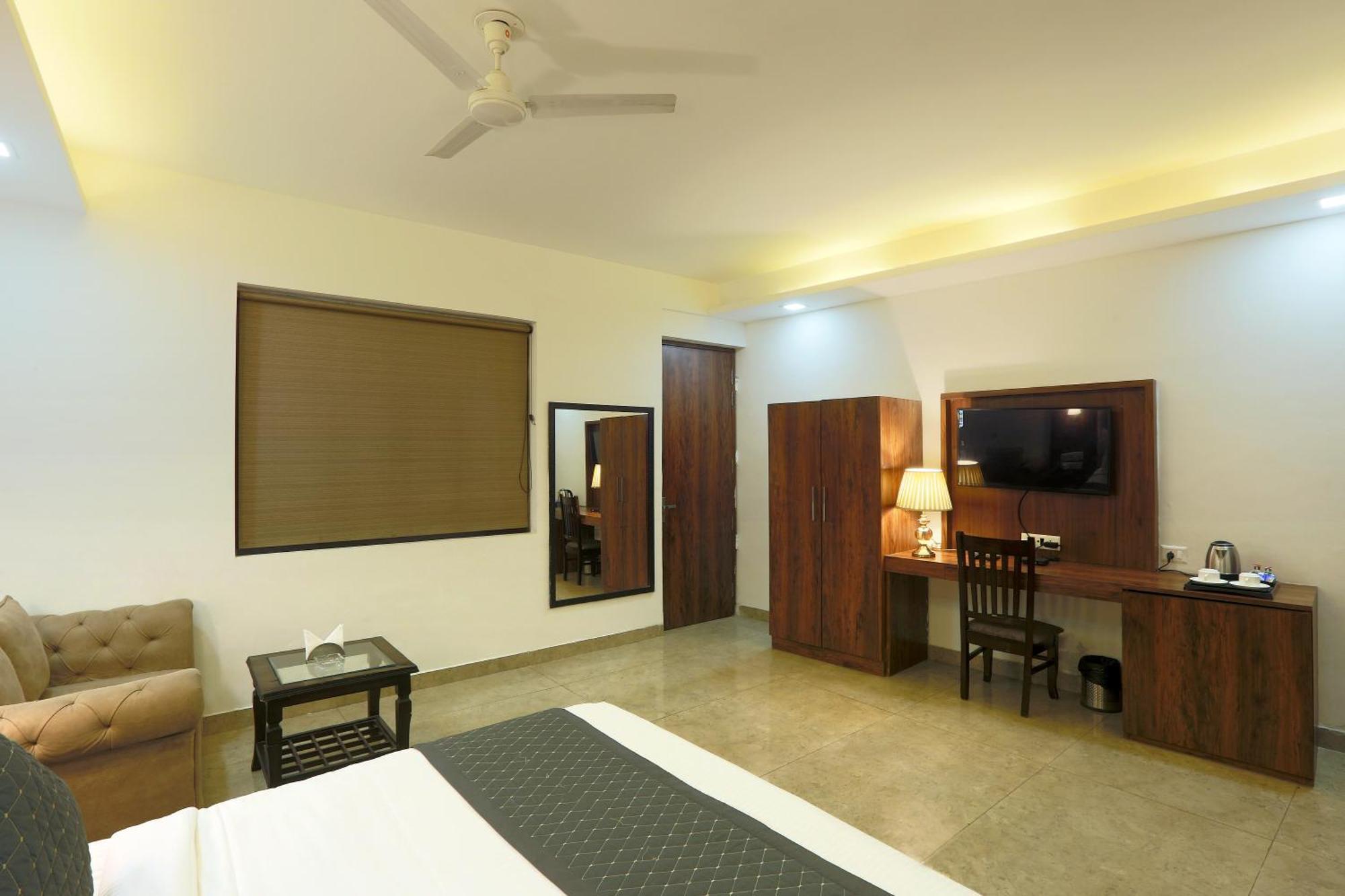 Hotel The Prithvi Near Delhi Airport Νέο Δελχί Εξωτερικό φωτογραφία